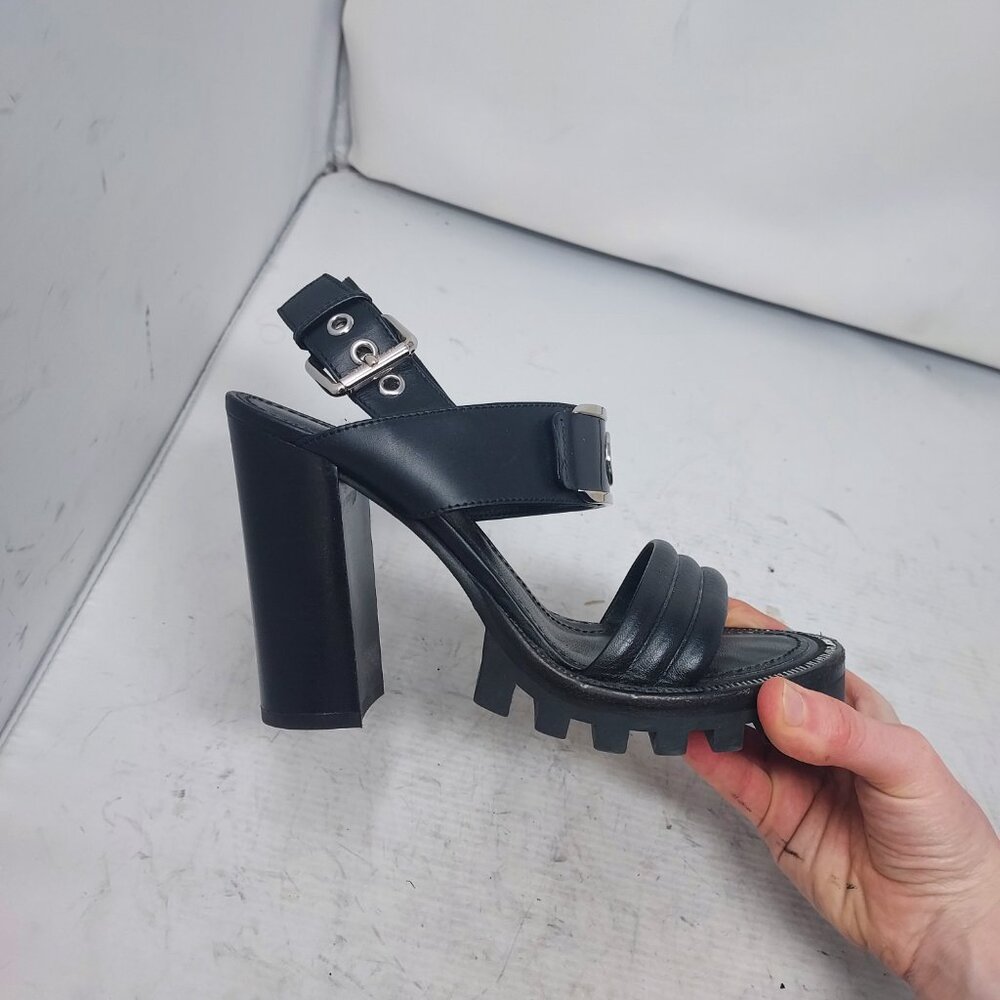 LOUIS VUITTON Black LV Star Trail Heel Sandal - Picture 4 of 12